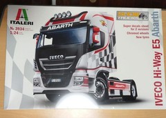 Italeri IVECO Hi-Way E5 Abarth 1/24 Collectables 17+