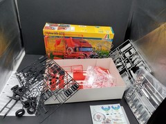 Italeri 1:24 Volvo VN 670 Truck Plastic Model Kit Unassembled 3827