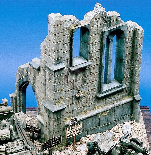 Verlinden 54mm 1/35 Church Ruin Section w/Entrance WWII [Plaster] 96 (MDA 35001)