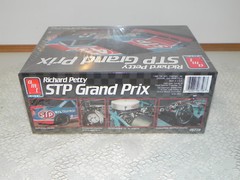 New In box Sealed; Richard Petty STP Grand Prix AMT/Ertl 1/25 #6728 1990