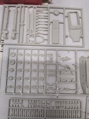 Esci Ertl 1/72 Scale Kit 8343 German Sd Kfz 251/7 Pioneer Vehicle Open Box