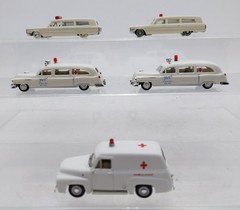 Busch & Other Assorted HO Scale Ambulance Cars [5] LN