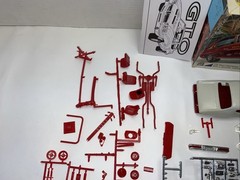 MPC 1/25 1970 Pontiac GTO Partially Built, w/Box As Is