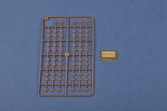 Hobbyboss 1/35 83875 Soviet Su-18 SPH Model Kit