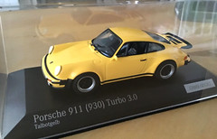 1/43 MINICHAMPS PORSCHE 911 turbo (930) yellow CA04316031 200 pcsmint,++ !