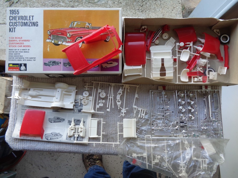 Monogram # PC-83 1955 Chevy Bel Air Convertible Hardtop Car Parts Model KIT 1/24