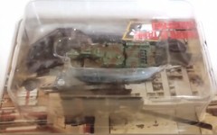 Takara 1/144 World Tank Museum 7. Russian SU-122 Assault Gun. In camo. (#132)