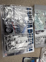 Aoshima/Beemax Lancia Delta S4 1986 Monte Carlo Rally 1/24 With Photo Etch Set