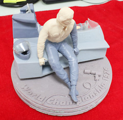 James Hunt Figure With McLaren M32 F1 Model Kit Scale 1/12