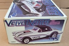 MPC Velvet Vette 1957 Corvette Roadster Most Parts Sealed ’81 Issued 1:25 Kit