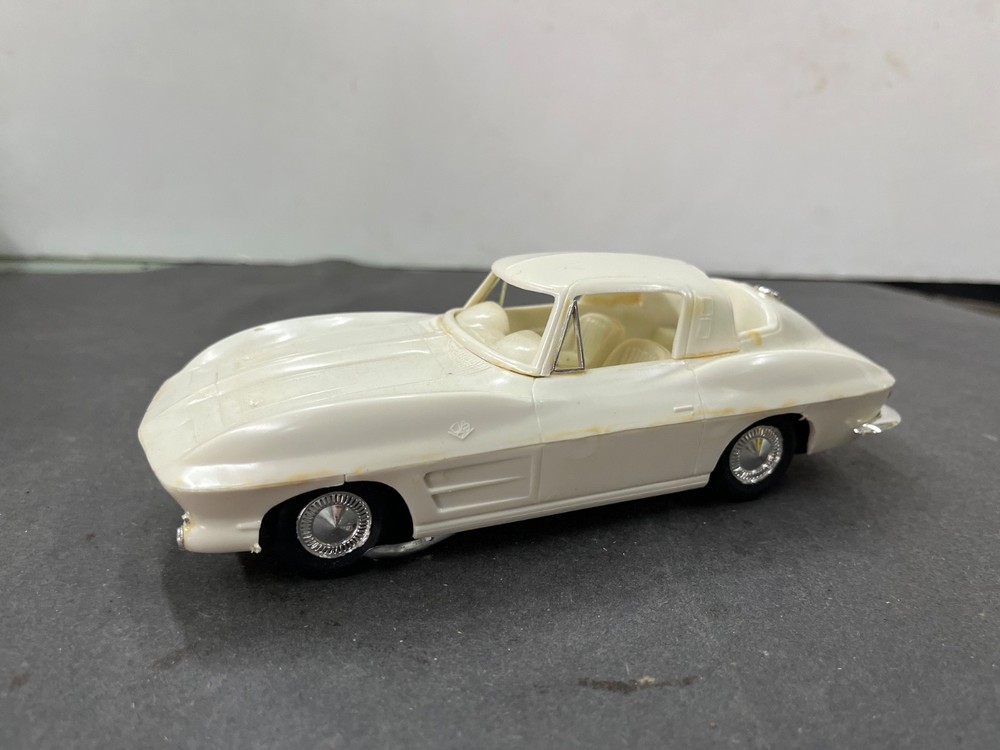 C16 Palmer Chevy Corvette built Vintage Car model McM.