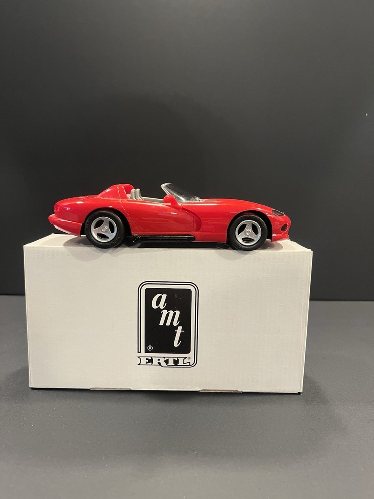 1/25 Plastic AMT Ertl Promo 1992 Dodge Viper RT/10, Red, #6113