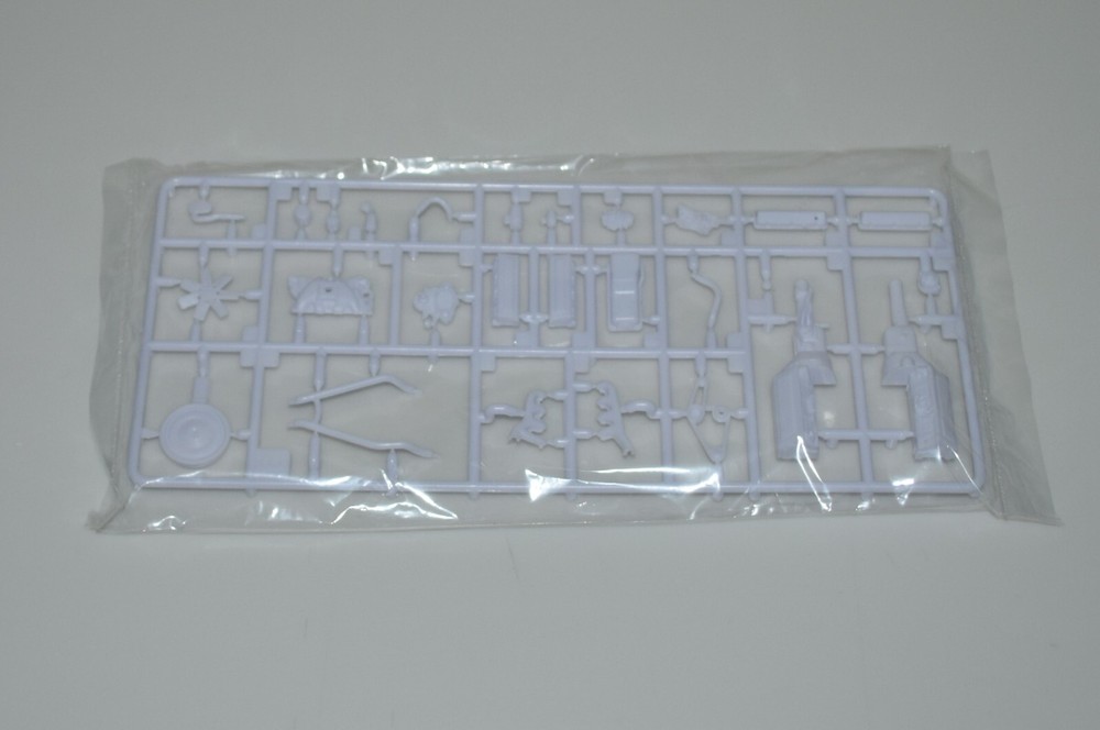 REVELL 1971 FORD MACH 1 MUSTANG 14555 ⭐PARTS⭐ SPRUE G-ENGINE&TRANNY+MORE 1:25
