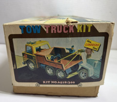 Vintage 1972 Lindberg Heavy Equipment Wrecker Tow Truck Kit w/ Original Box