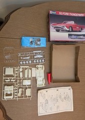 REVELL 63 FORD Thunderbird 1:32 SCALE and Monogram 56′ T-Bird