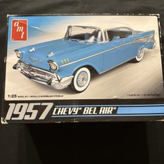 VINTAGE AMT 1957 Chevy Bel Air 1/25 Scale Plastic Model – As Pictured 😎