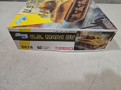 Dragon 1/35 Scale U.S. M4A1 DV Tank Model Kit #6618 COMPLETE IN BOX!!