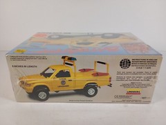 Baywatch Beach Patrol Toyota Pickup Lindberg 1:20 Model Kit 72588 Sealed Box