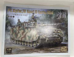PzKpfw IV Ausf. H Early/Mid – 1/35 Scale Border 2-in-1 Unassembled Kit#BT-005