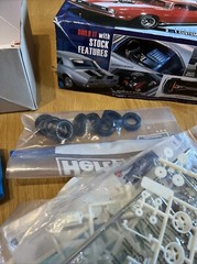 AMT 1968 Camaro Z/28 – Plastic Model Car Kit – 1/25 Scale – Partially Assembled