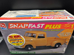 AMT Ertl SnapFast Plus 1950 Chevrolet 3100 Pickup Truck 1:25 Model Kit
