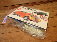 Vintage AMT 1930’s FORD Coupe Roaster Street Rod Car Model Kit – JUNKYARD PARTS!