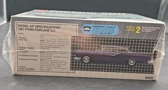 AMT 1957 Ford Fairlane 500 Car Model Kit 8028 New Factory Sealed 1/25 Scale 1993