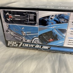 AMT 1957 Chevy Bel Air Model Car Scale 1:25 Factory Sealed