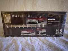 AMT 1964 Ford Galaxie 500 1:25 Model Kit Millennium 2000 Sealed