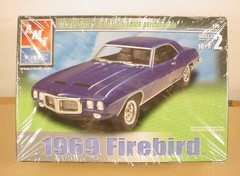 AMT/ Ertl 31808 1969 Firebird Car Model Kit 1:25 Open Box