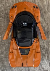 2018 FORD MUSTANG GT MOTOR MAX PAGANI ZONDA F DIECAST METAL BUILT CAR TOY READ!