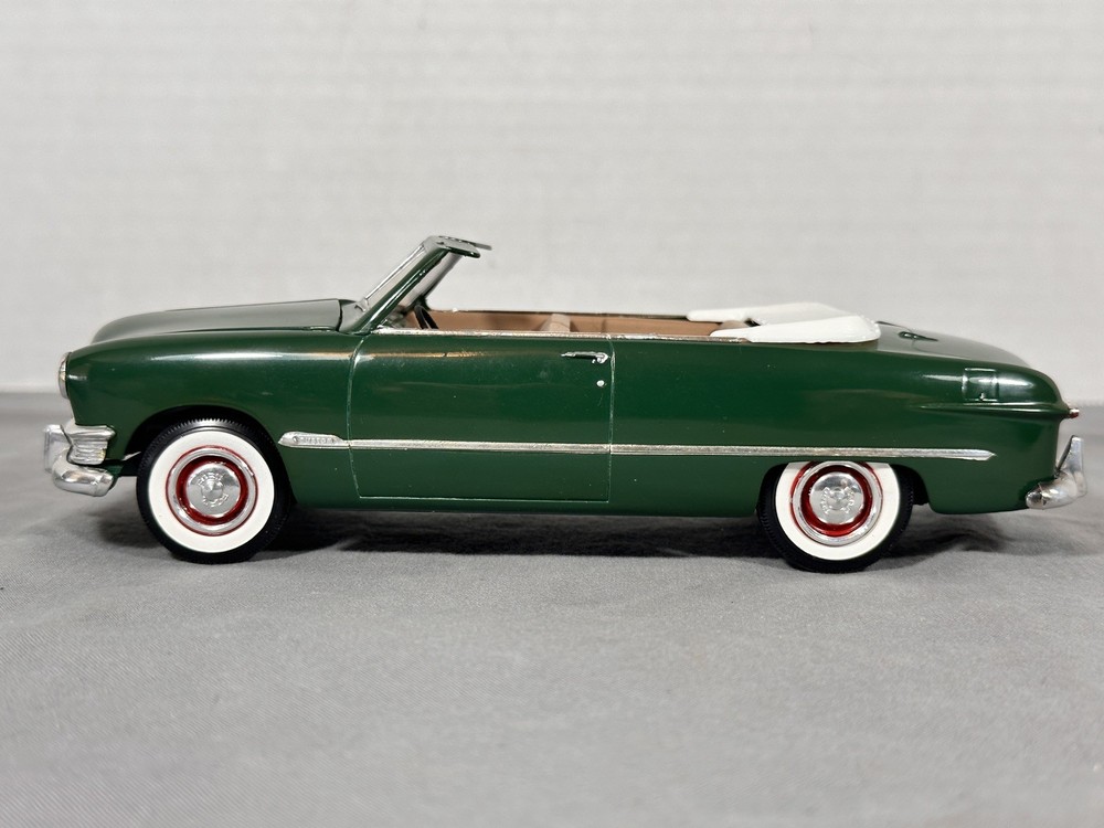 1/24 Scale 1949 Ford Convertible 1950 Expertly Built Gorgeous Model Car 1/25