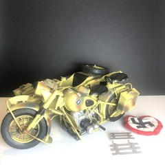 German Military Motorcycle BMW R75w/Sidecar WWll Military Model Series 1:9 Scale
