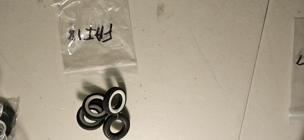 MODEL CAR WHITEWALL TIRES FAI18
