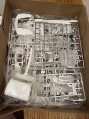 Revell 1950 Ford Custom Pickup Monogram Model Kit 1/25 85-2494