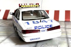 Nicely built 1/25 scale 1997 Ford Crown Victoria NYPD White Blue RMP READ