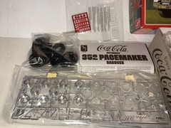 2 AMT 1/25 Peterbilt 352 Pacemaker (Open) & GMC General Truck Tractor (Sealed)