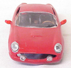 JUNKYARD PARTS RESTORATION CLASSIC RED VINTAGE MODEL KIT CAR VEHICLE