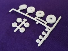 WHEEL BACKS , RETAINERS , PINS from 1973 Cougar MPC 1:25 Model Kit 73 The Cat