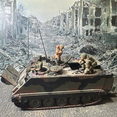 1:35 ProBuilt Model M113A1 ACAV (Interior Details), Vietnam 4 ProPainted Figures