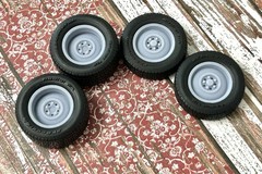 1/24 Scale: 15-inch “Smoothie” Resin Wheels W/ Wide Rear Tires￼