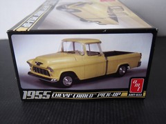 New In Box Sealed – AMT 1955 Chevy Cameo Pick-Up (Yellow) Model Kit #633 GM 2009