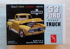 AMT Trophy Series 1953 FORD PICKUP TRUCK Hot Rod 3 in 1 Model Kit 1:25 NIOB