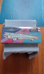 REVELL 1956 LINCOLN FUTURA 1/27 SCALE MODEL KIT FACTORY SEALED , 1995 RE ISSUE