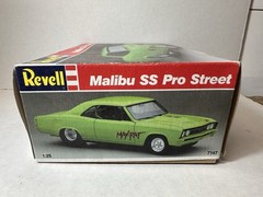 Revell Chevy Malibu SS Pro Street 1:25 Model Kit #7147 1989 (COMPLETE / UNBUILT)
