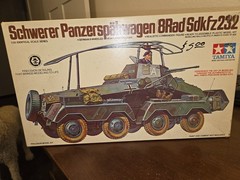 NIOB TAMIYA MM136A, 1/35 (8 RAD) SDKFZ 232 PLASTIC MODEL KIT, AS IS