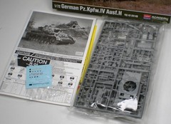 1/72 Scale German WWII Panzer IV, Ausf. H, Academy