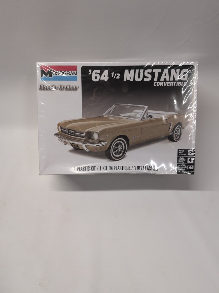 Monogram 1964 1/2 Mustang Convertible 1:24 Scale Model Kit 14019 Open Box