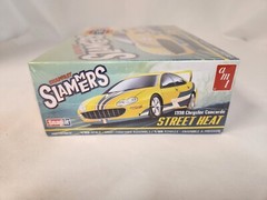 1:25 Snapfast 1998 Chrysler Concorde “Street Heat” Slammers AMT No. AMT1227M/12