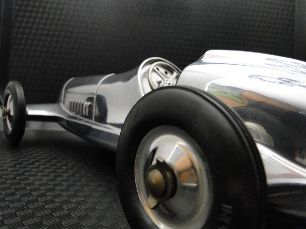 Race Car Indy 500 Vintage Racing Classic Custom Built Metal Model Indycar